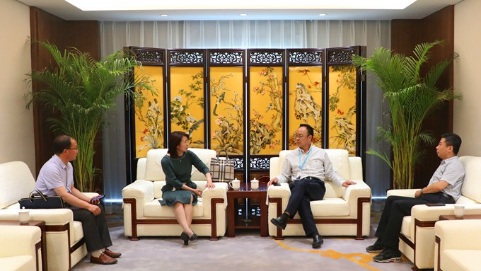 定西市委常委、宣傳部長陳月芳一行 到集團(tuán)公司推介洽談合作項(xiàng)目